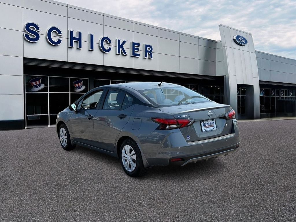 Used 2025 Nissan Versa S w/ Trunk Package FWD image 3