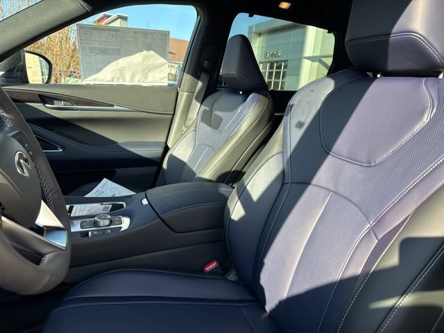 New 2026 INFINITI QX60 Sport w/ Dark Cargo Package AWD/4WD image 10