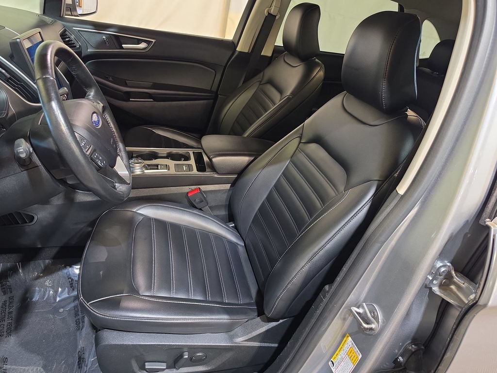 Used 2022 Ford Edge SEL w/ Convenience Package AWD/4WD image 13