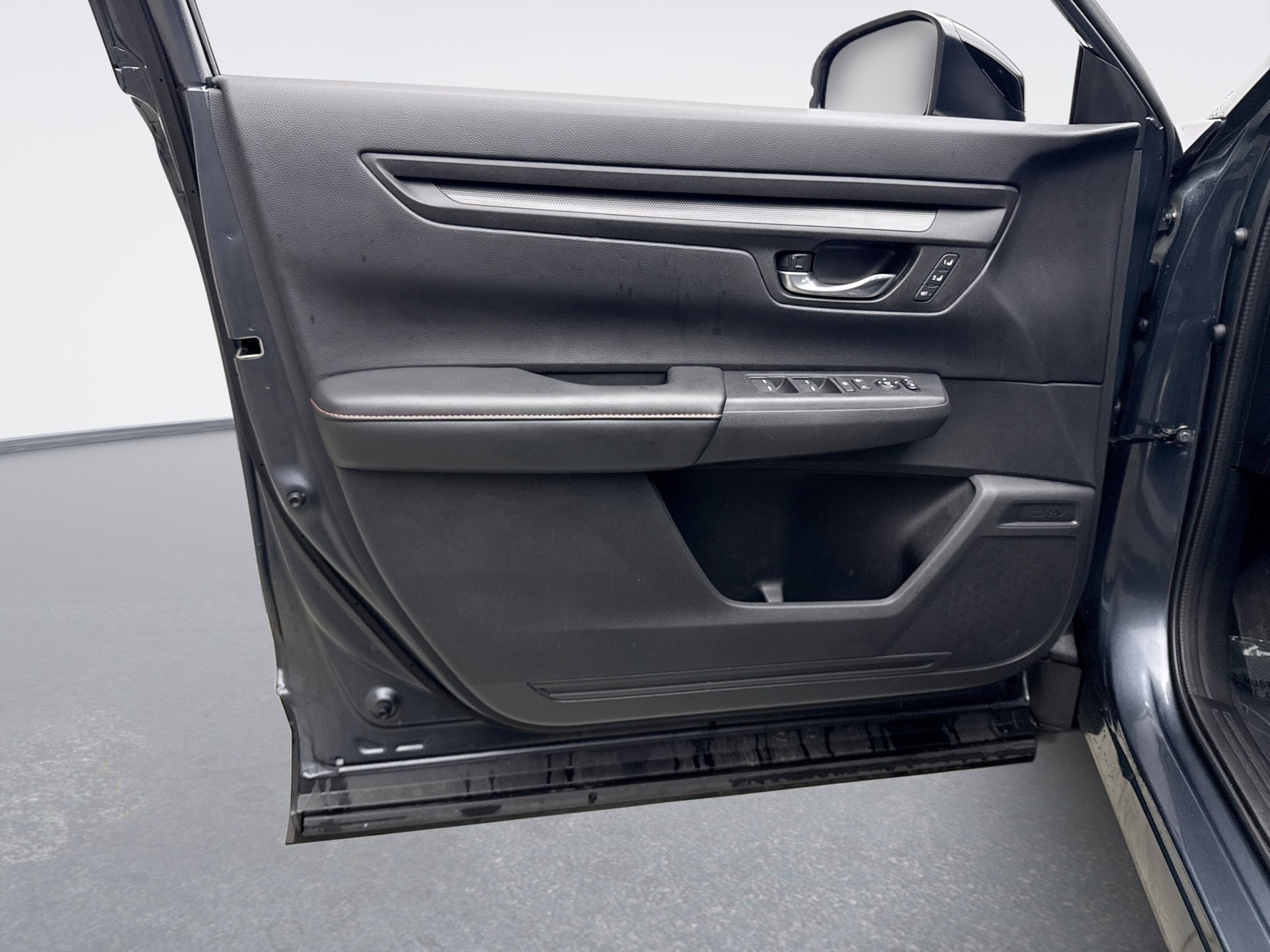 Used 2025 Honda CR-V Sport-L image 9
