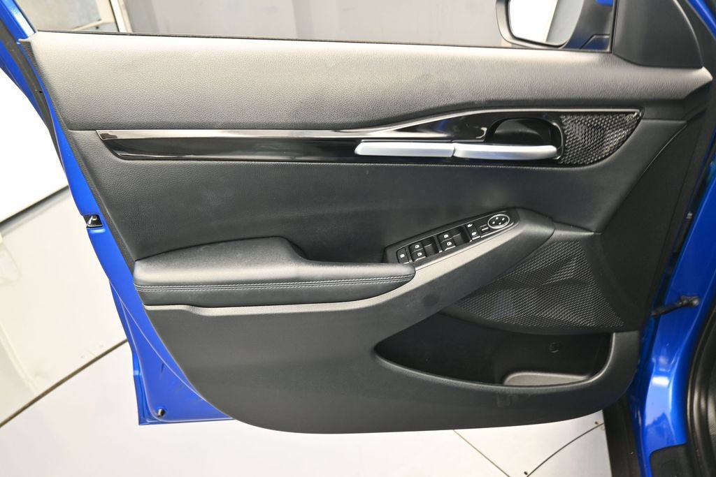Used 2023 Kia Seltos S FWD image 13