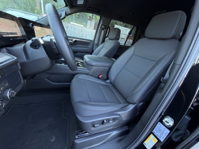 New 2026 Chevrolet Tahoe LS RWD image 18
