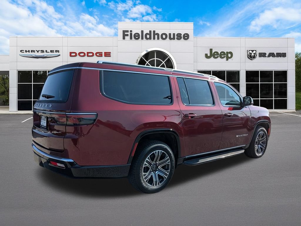 Used 2025 Jeep Wagoneer L 4WD image 11