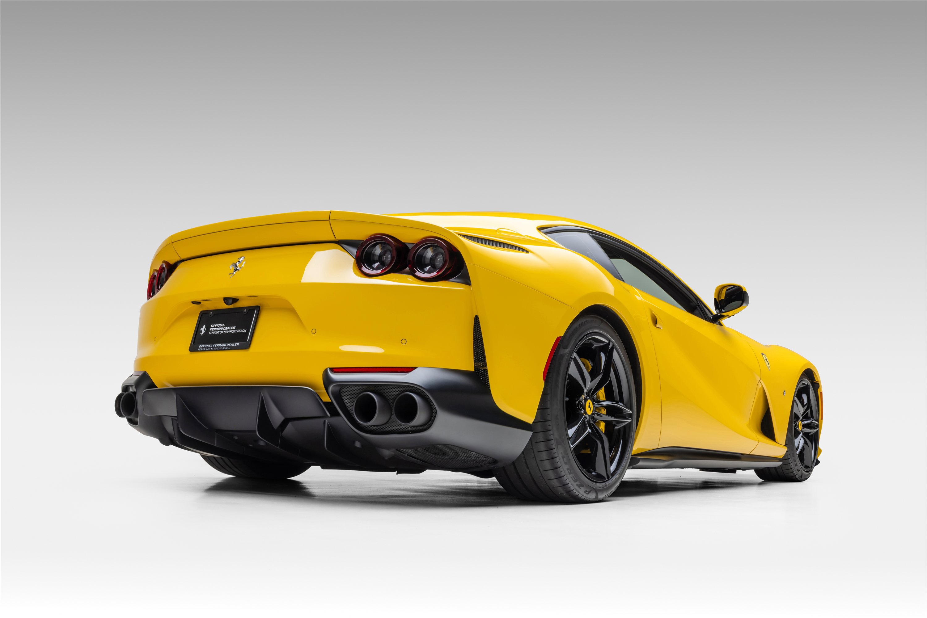 Used 2019 Ferrari 812 Superfast image 11