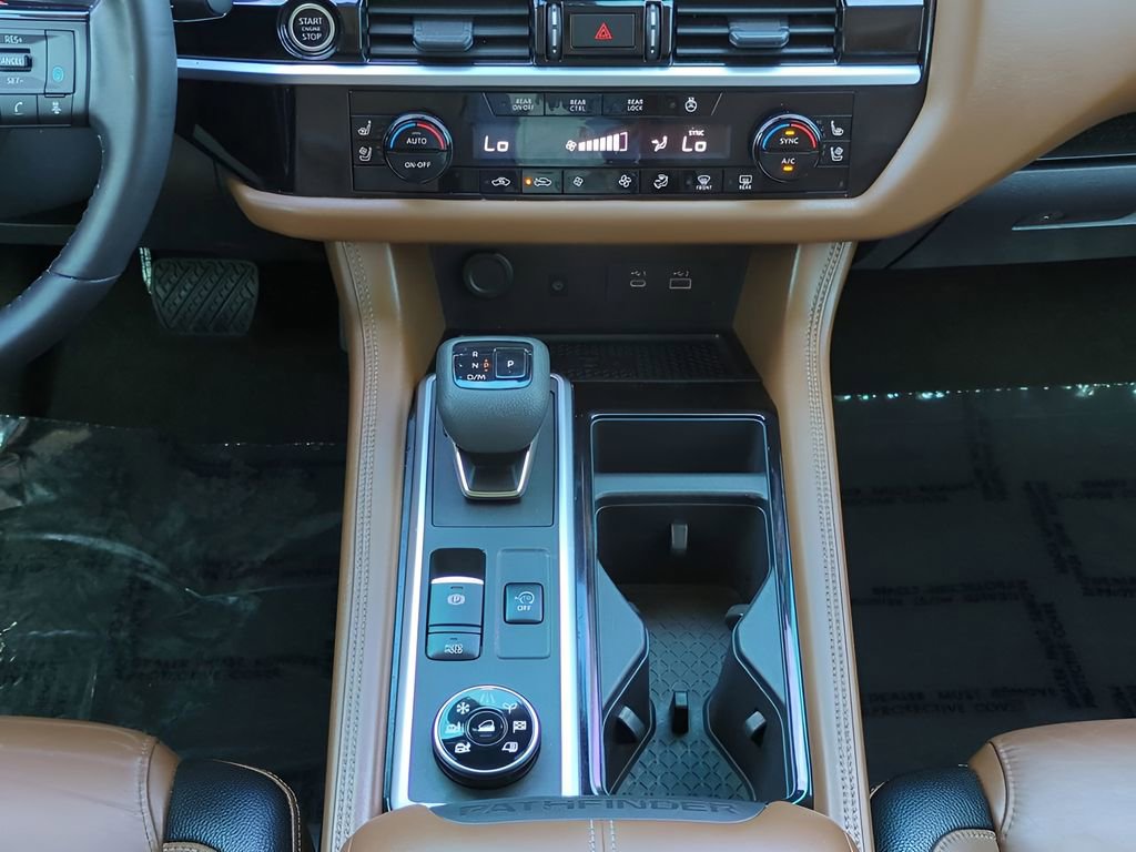 Certified 2022 Nissan Pathfinder Platinum w/ Cargo Package image 19