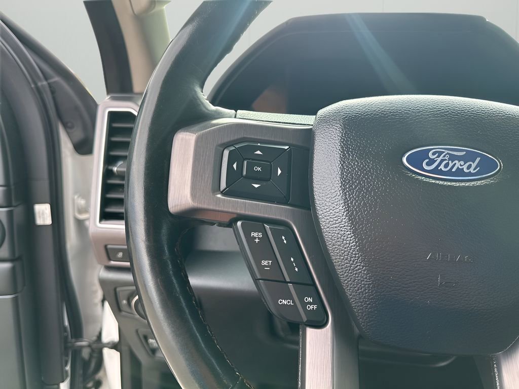 Used 2021 Ford Expedition Platinum image 30