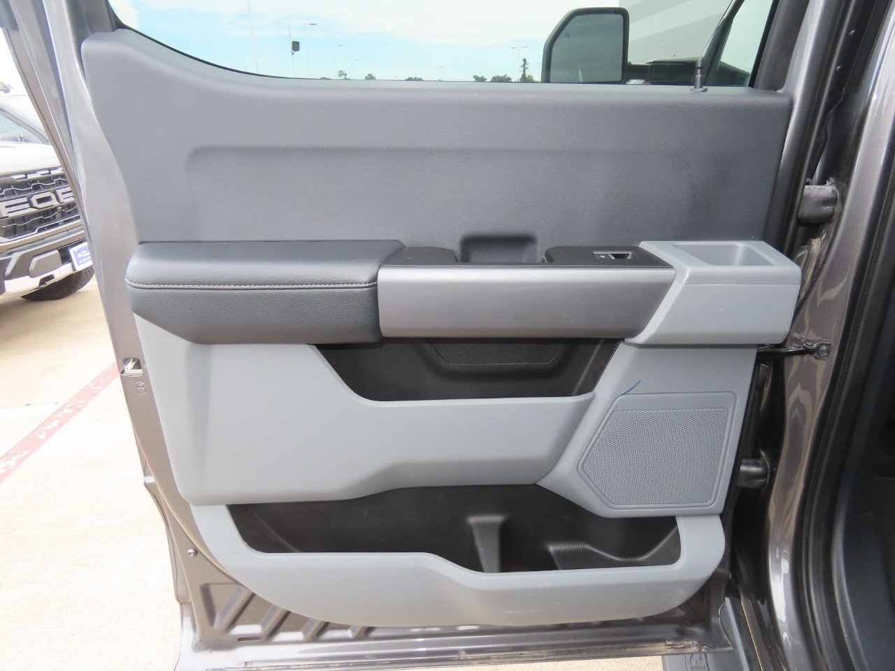 Used 2025 Ford F250 XLT AWD/4WD image 18