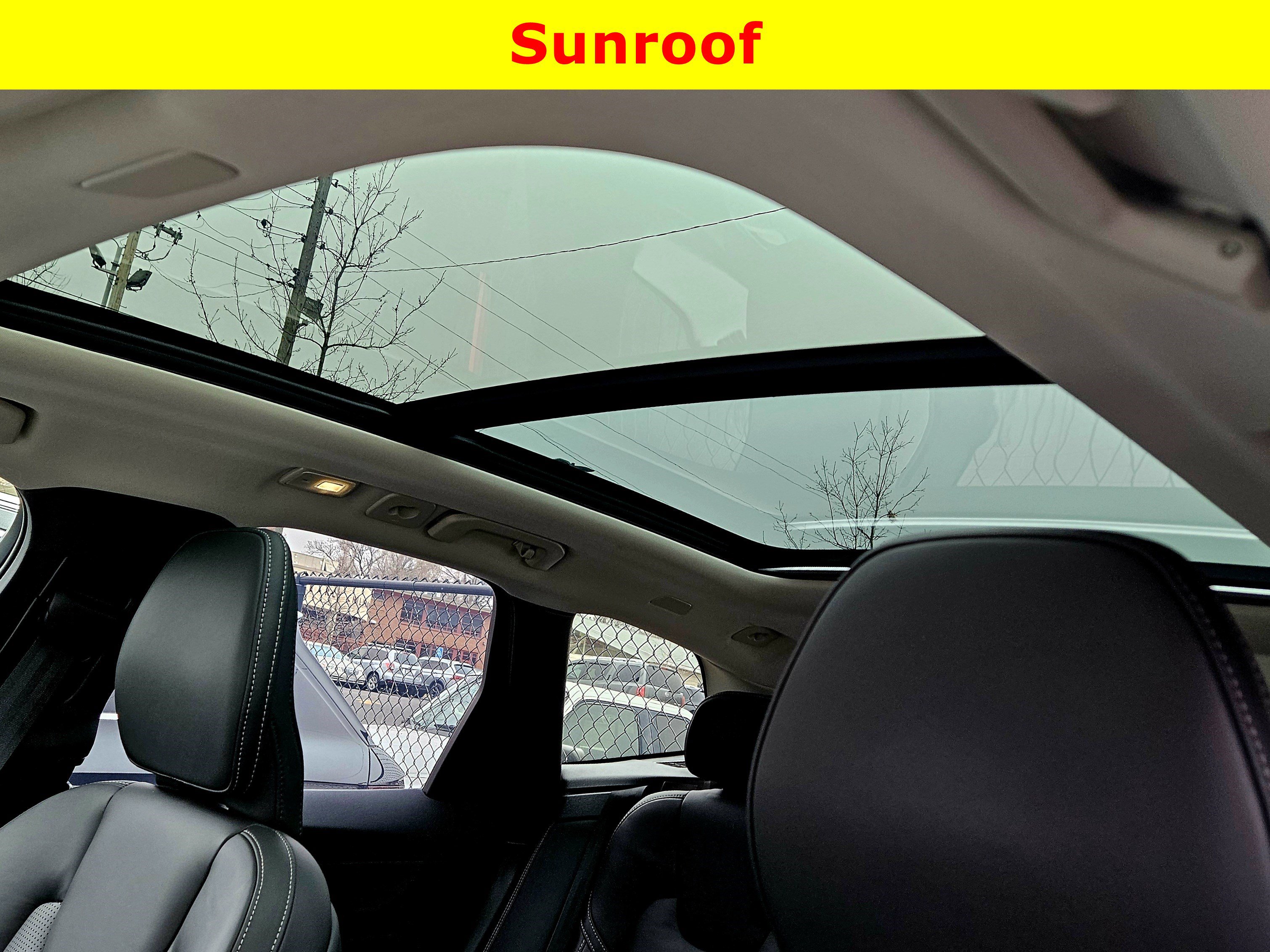 Used 2025 Volvo XC60 T8 Ultra w/ Protection Package Premier image 27