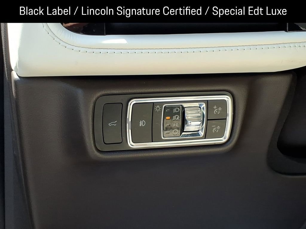Certified 2024 Lincoln Aviator Black Label image 19