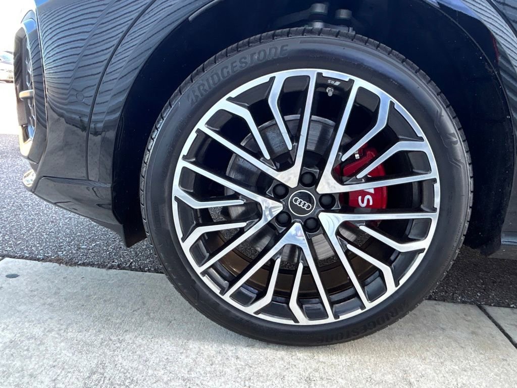 Certified 2025 Audi SQ5 Premium Plus w/ Premium Plus Package image 40