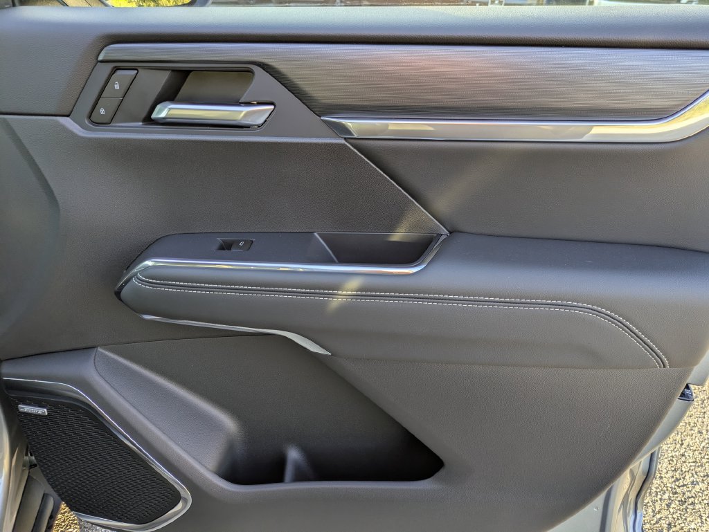 New 2027 GMC Acadia Elevation w/ Elevation Premium Package FWD image 35