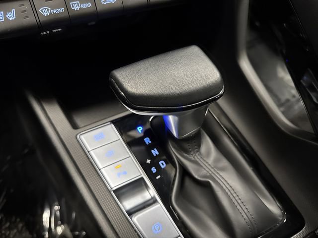 Used 2024 Hyundai Elantra Limited image 22