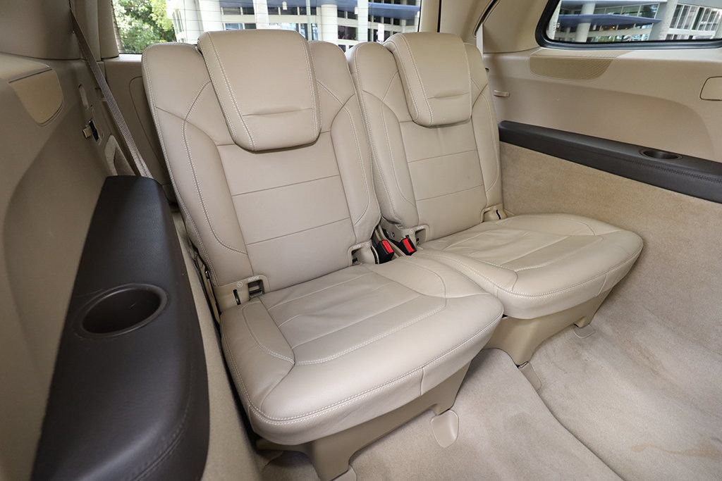 Used 2016 Mercedes-Benz GL 450 4MATIC image 36
