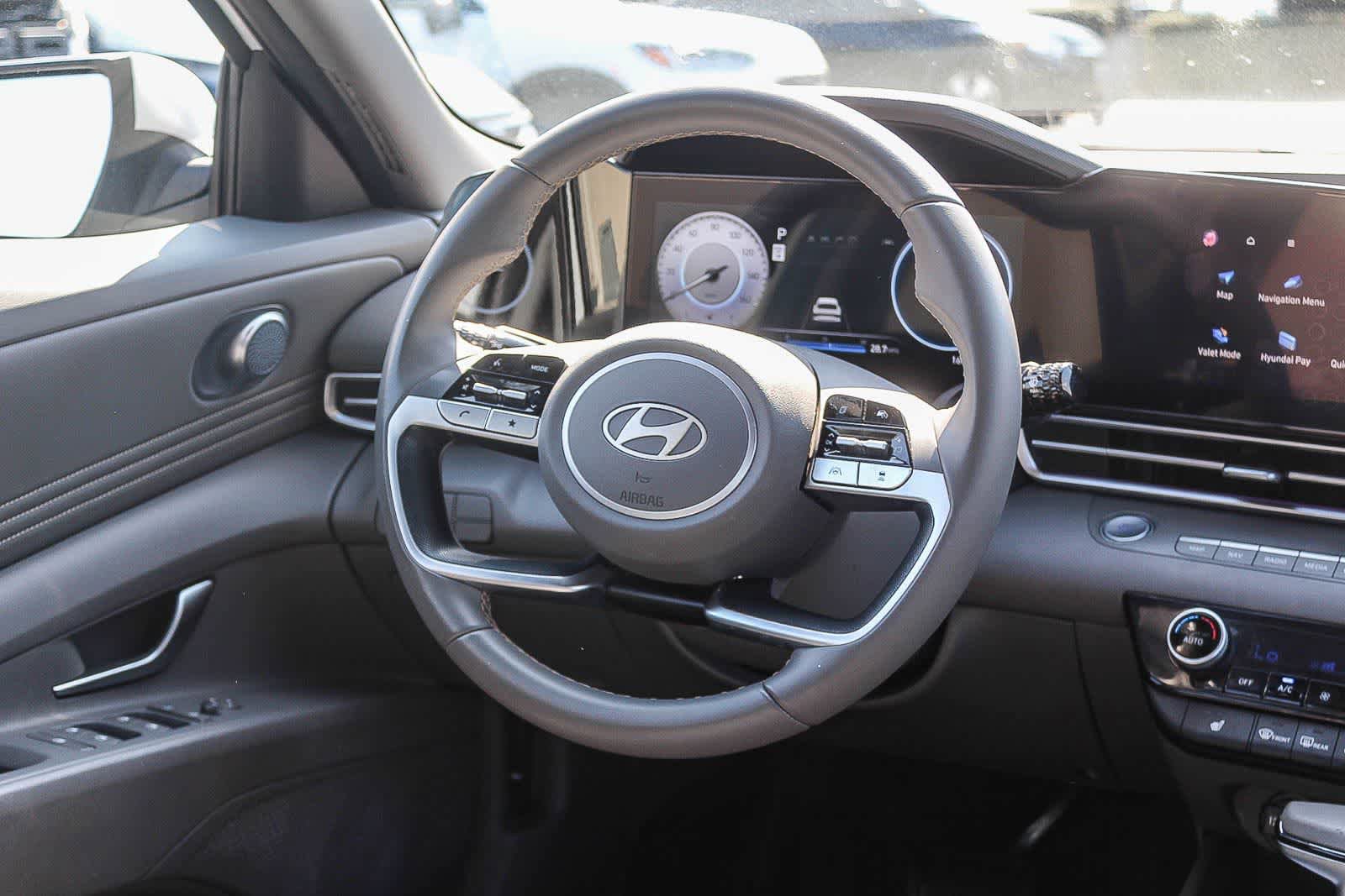 Certified 2024 Hyundai Elantra SEL w/ Convenience Package image 19