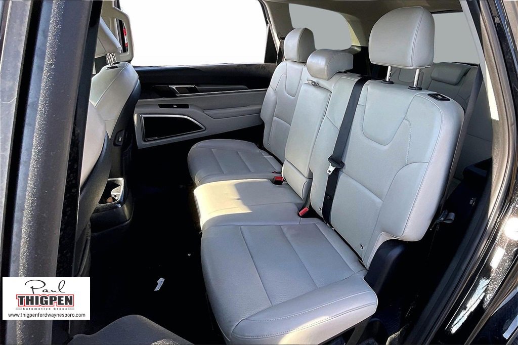 Used 2020 Kia Telluride S w/ S 8 Passenger Seating Package image 23