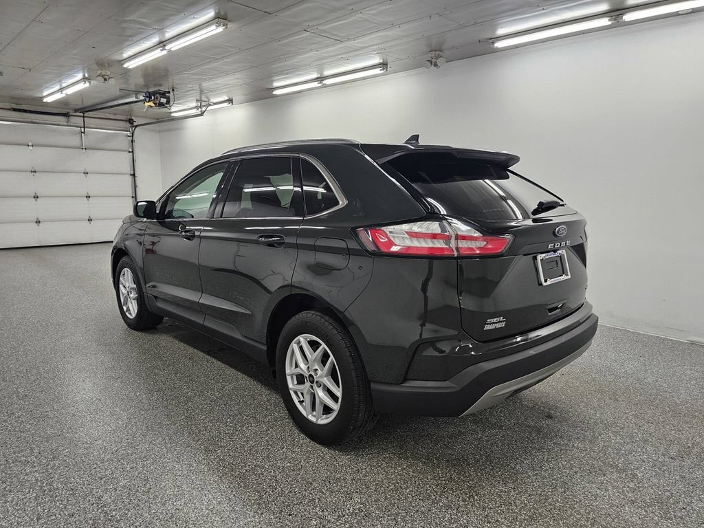 Used 2023 Ford Edge SEL w/ Convenience Package AWD/4WD image 6