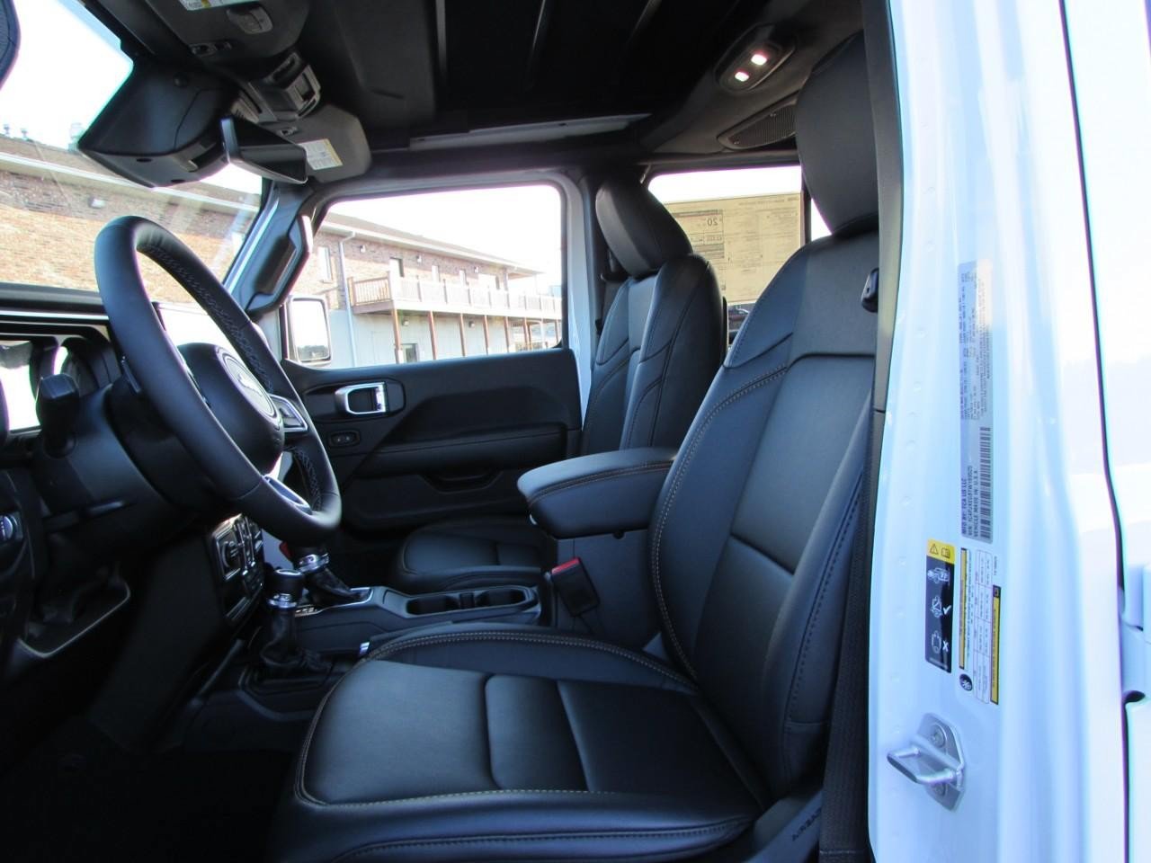 New 2026 Jeep Wrangler Unlimited Sahara AWD/4WD image 14