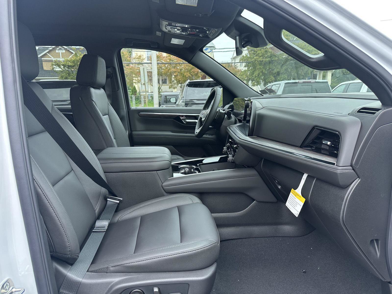 New 2027 Chevrolet Tahoe LT w/ Comfort Package AWD/4WD image 14