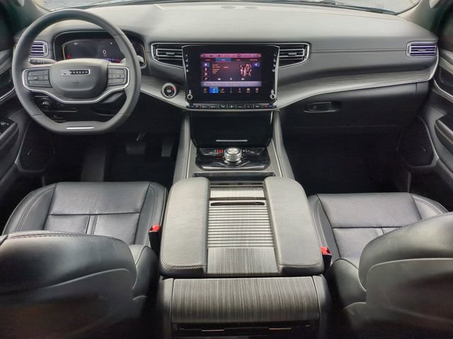 Used 2024 Jeep Wagoneer Series II image 16