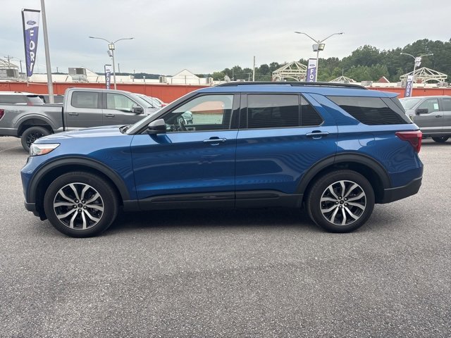 Used 2023 Ford Explorer ST image 6