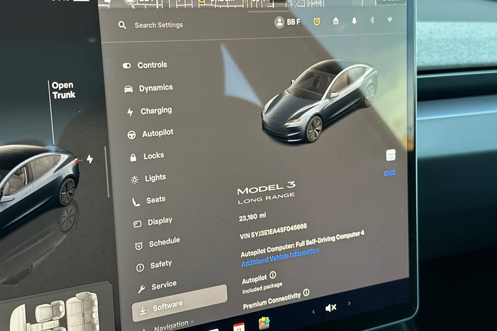 Used 2025 Tesla Model 3 image 22