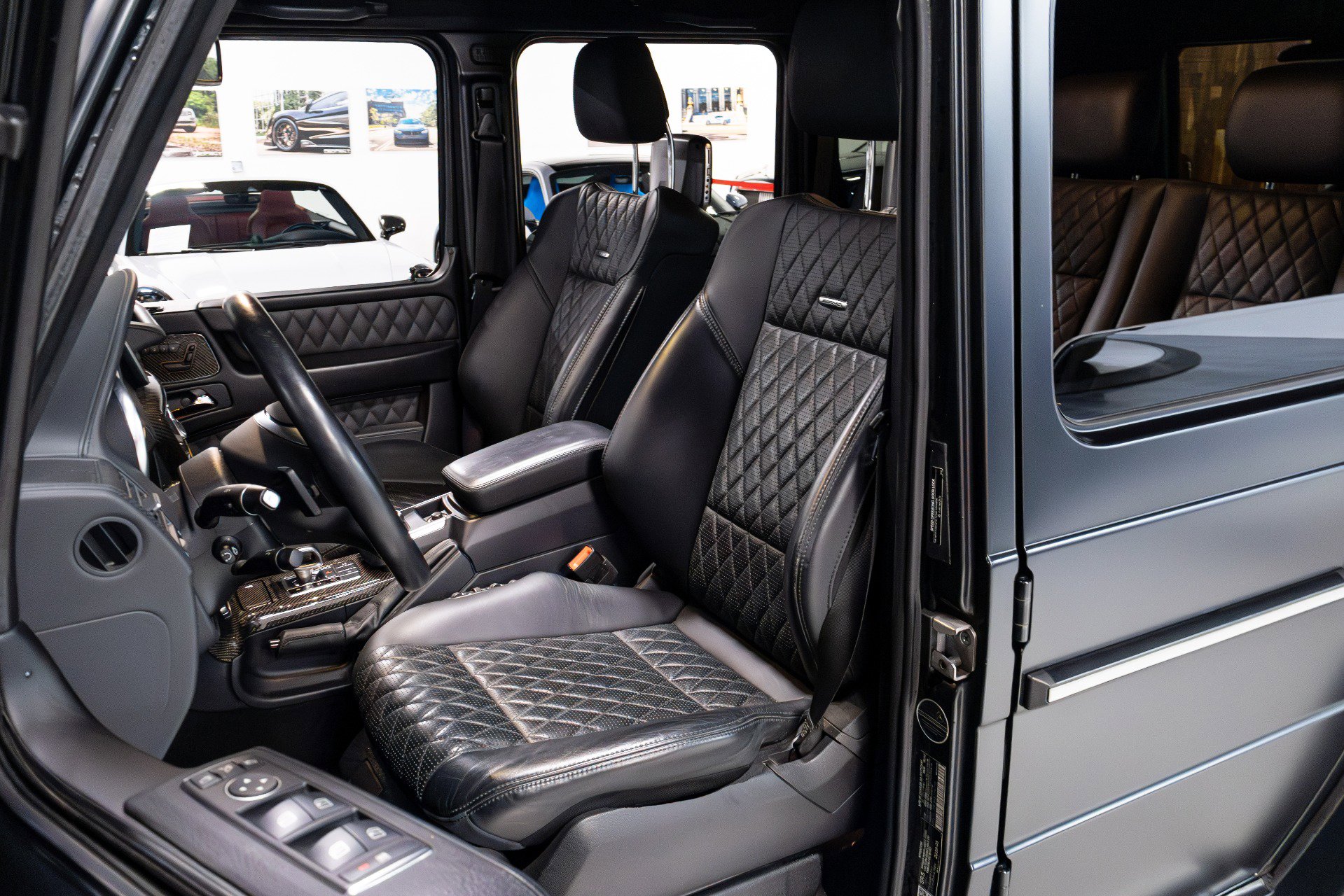 Used 2017 Mercedes-Benz G 63 AMG 4MATIC image 6