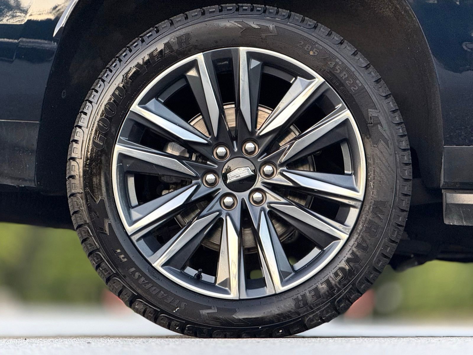 Used 2023 Cadillac Escalade ESV Sport image 19