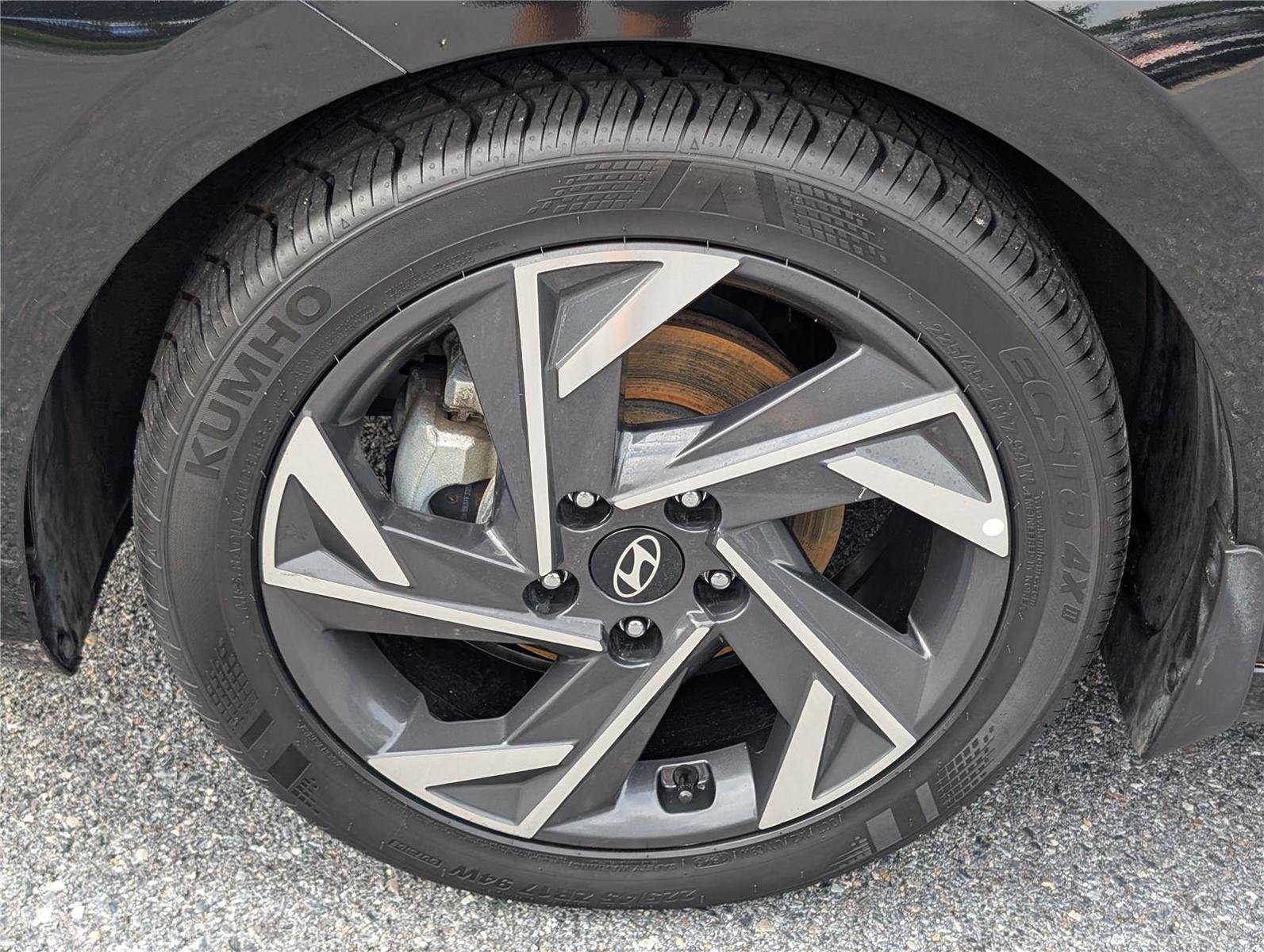 Used 2024 Hyundai Elantra SEL w/ Convenience Package FWD image 9