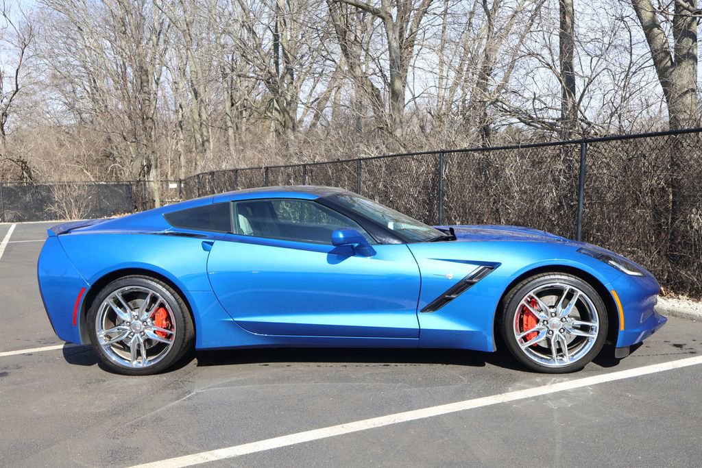 Used 2014 Chevrolet Corvette Stingray Coupe w/ 2LT Preferred Equipment Group image 9
