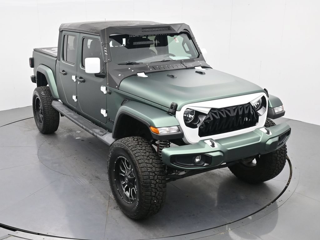 Used 2023 Jeep Gladiator Sport AWD/4WD image 21