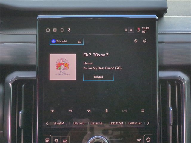 Certified 2025 GMC Acadia AT4 w/ Luxury Package image 21