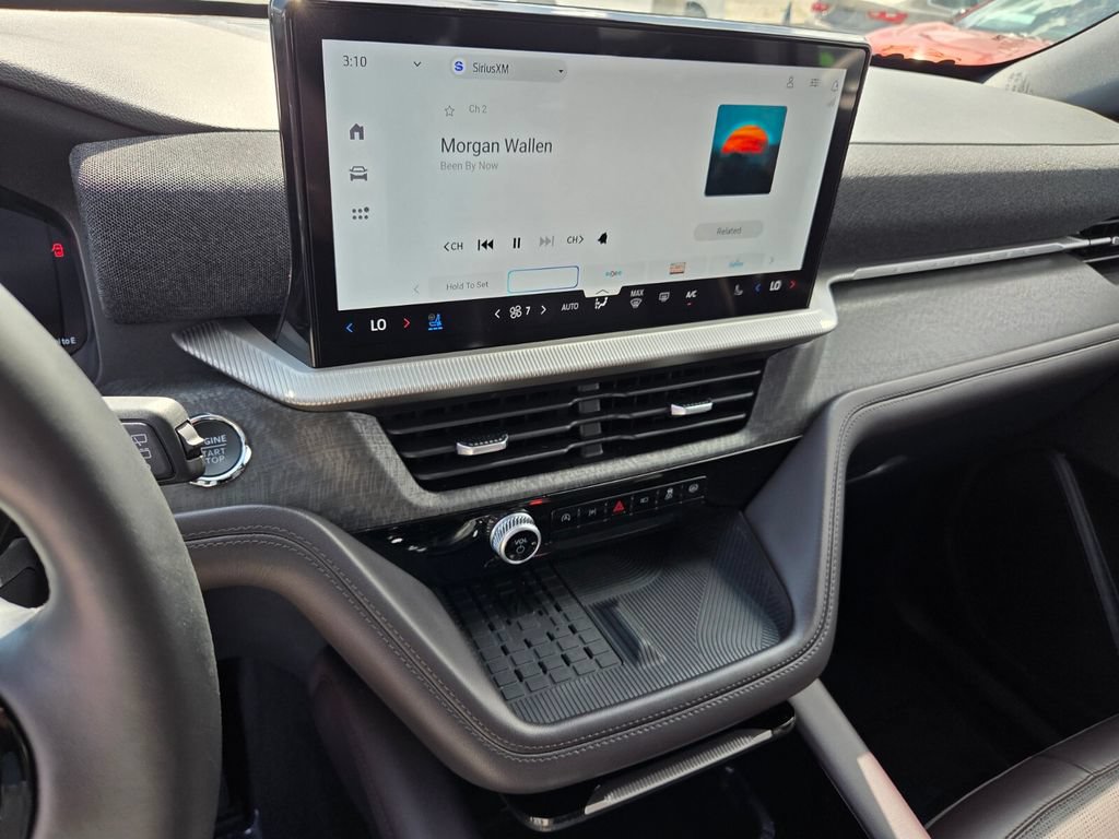 Used 2025 Ford Explorer Platinum RWD image 26