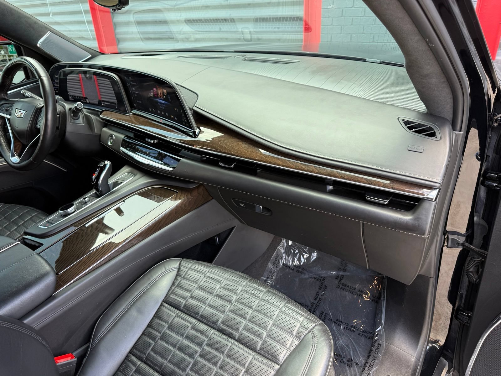 Used 2023 Cadillac Escalade Sport Platinum RWD image 36