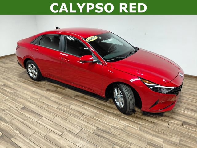 Used 2022 Hyundai Elantra SE image 7
