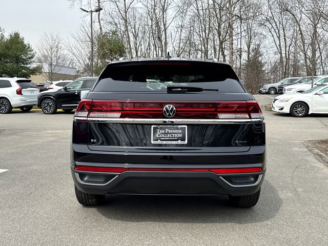 Certified 2025 Volkswagen Atlas Cross Sport SE image 5