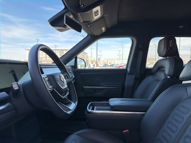 Used 2025 Rivian R1T Adventure image 23