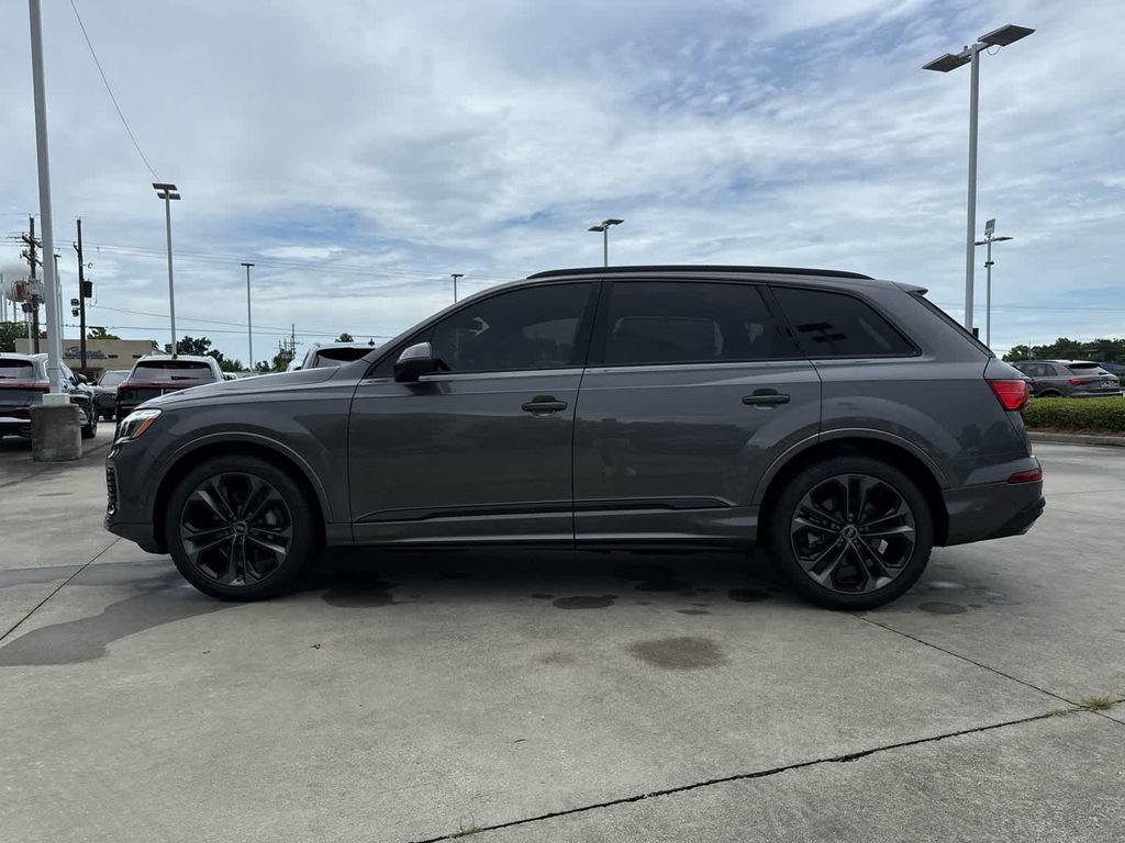 Used 2025 Audi Q7 3.0T Prestige image 8
