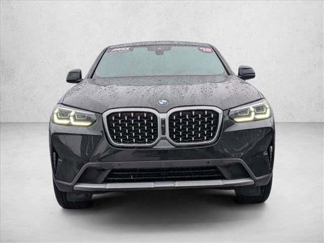 Used 2022 BMW X4 xDrive30i w/ Parking Assistance Package image 2