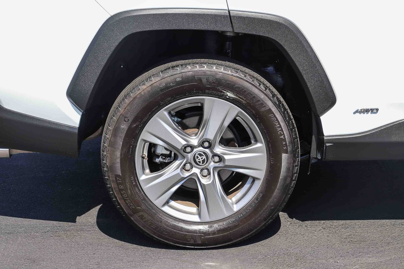 Certified 2023 Toyota RAV4 XLE AWD/4WD image 9