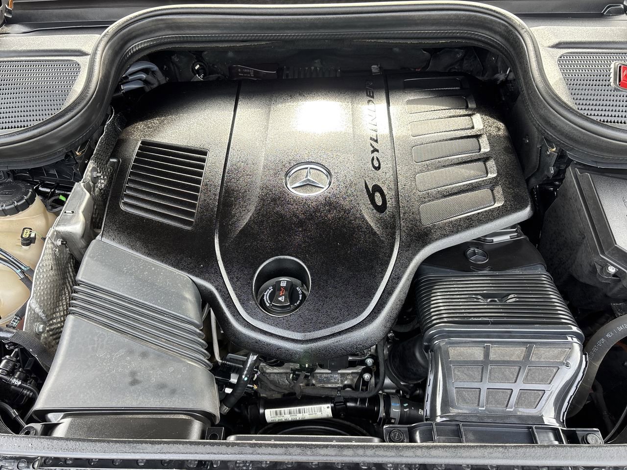 Used 2023 Mercedes-Benz GLE 450 4MATIC image 11