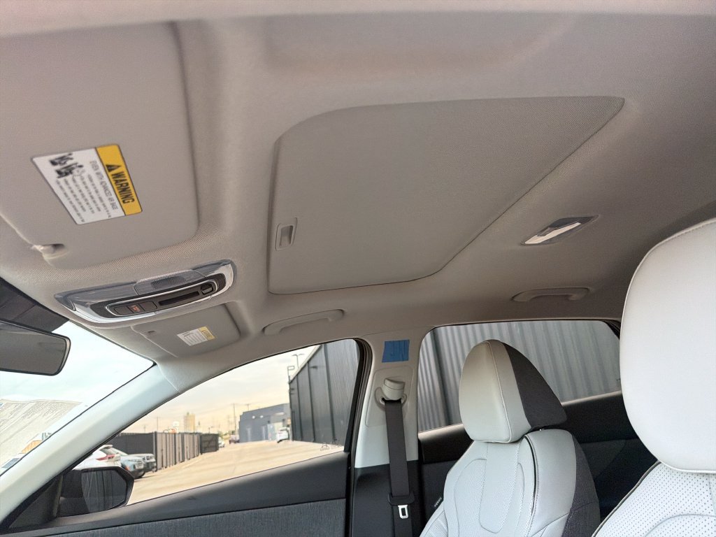 New 2026 Hyundai Elantra SEL Sport FWD image 31