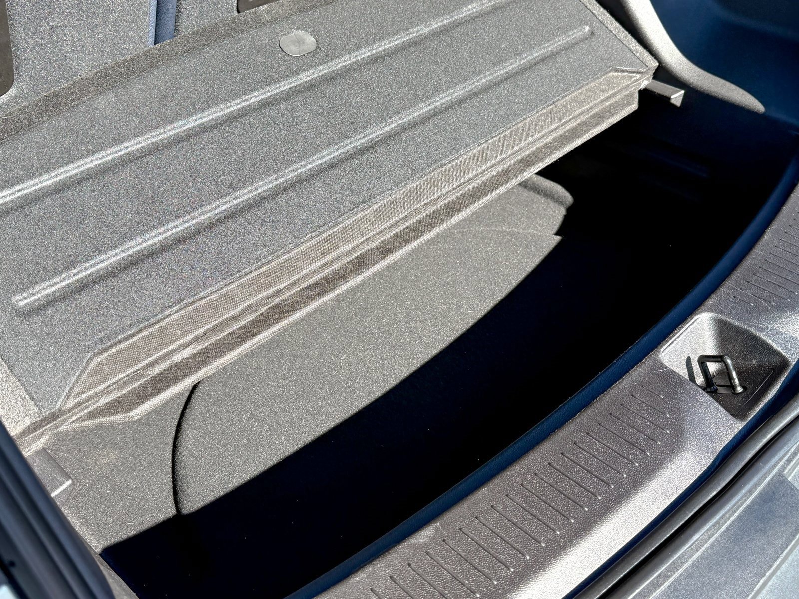 Used 2022 Chevrolet Bolt EUV Premier w/ Launch Edition image 19