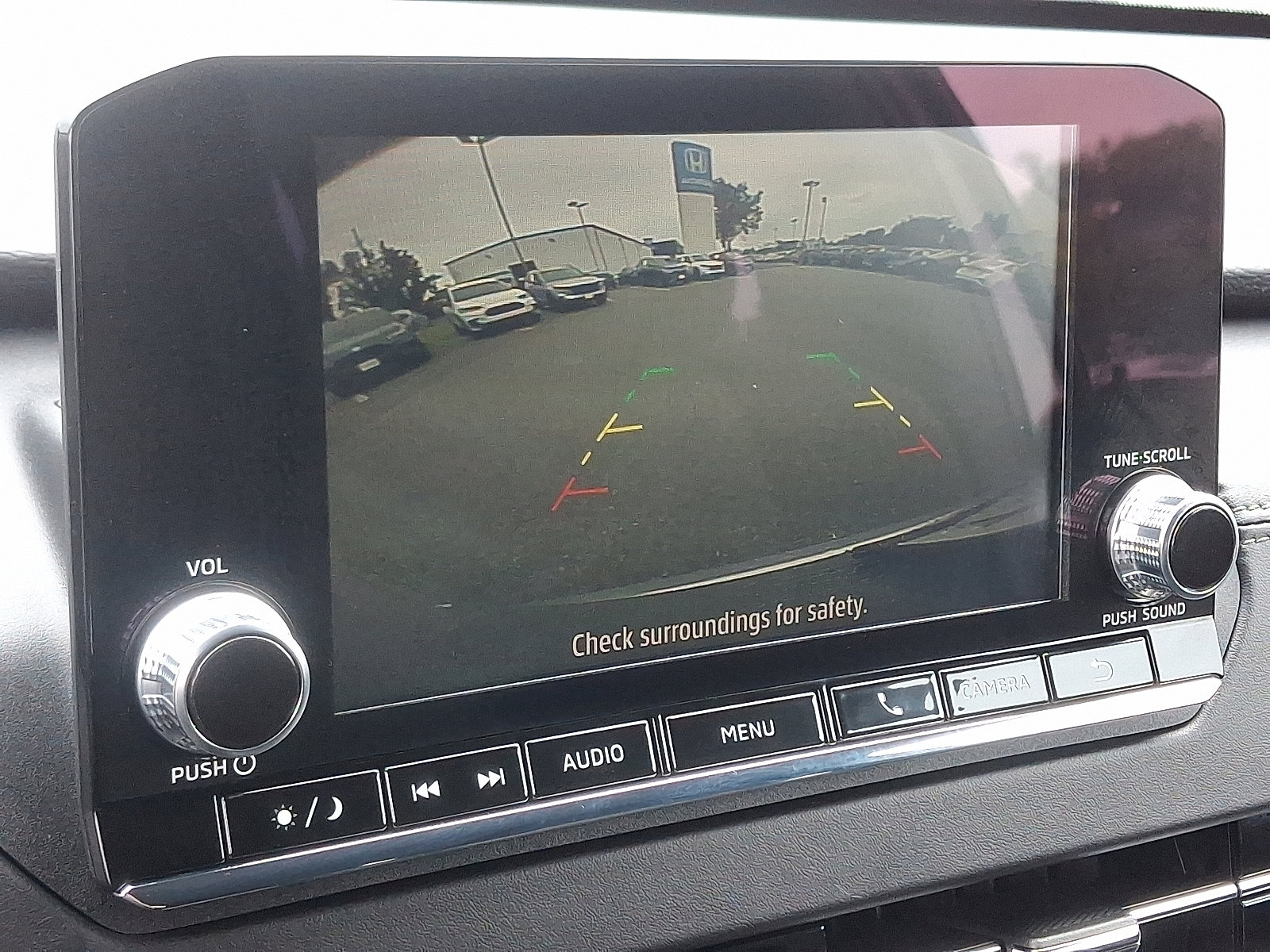 Used 2024 Mitsubishi Outlander ES image 17