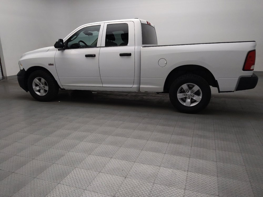 Used 2014 RAM 1500 ST RWD image 3