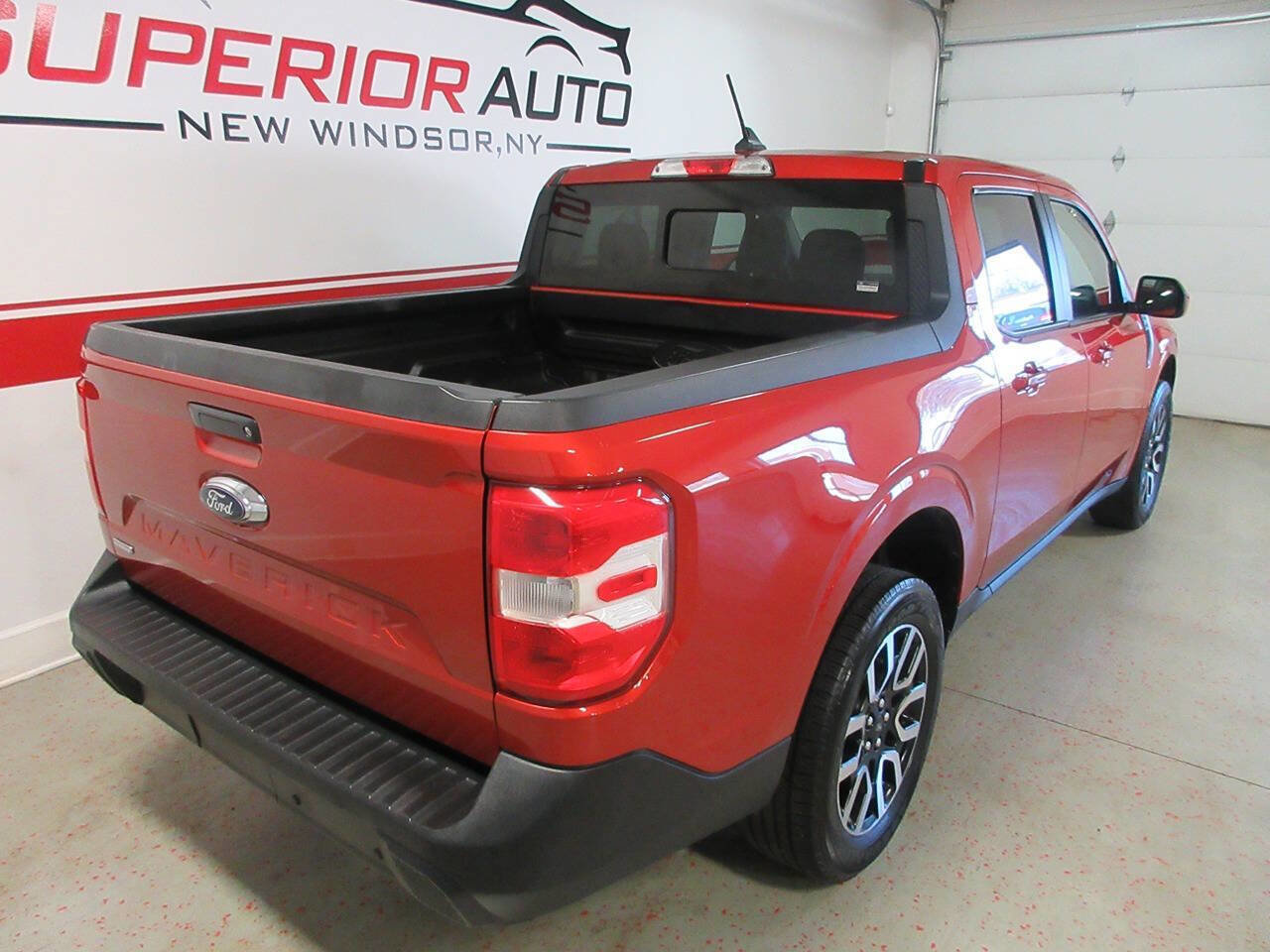 Used 2023 Ford Maverick Lariat image 14