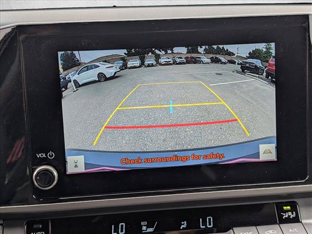 Used 2026 Toyota Camry SE FWD image 13
