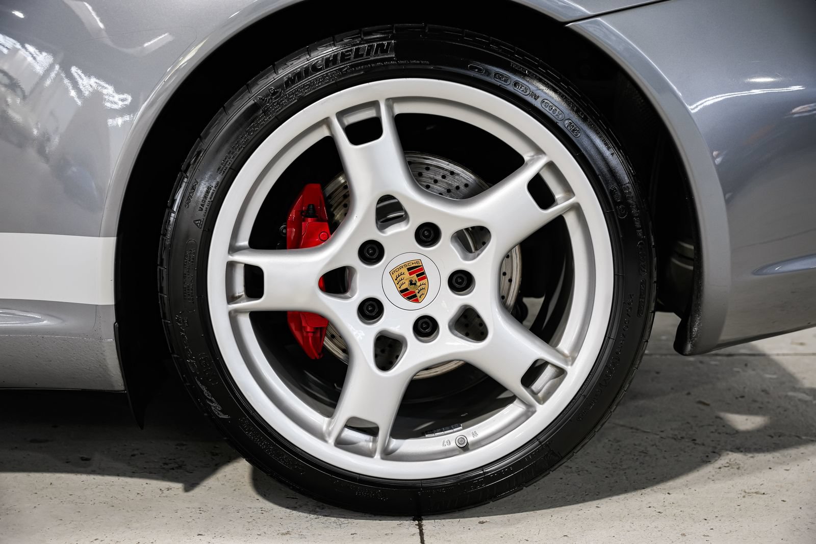Used 2005 Porsche 911 Carrera S RWD image 45