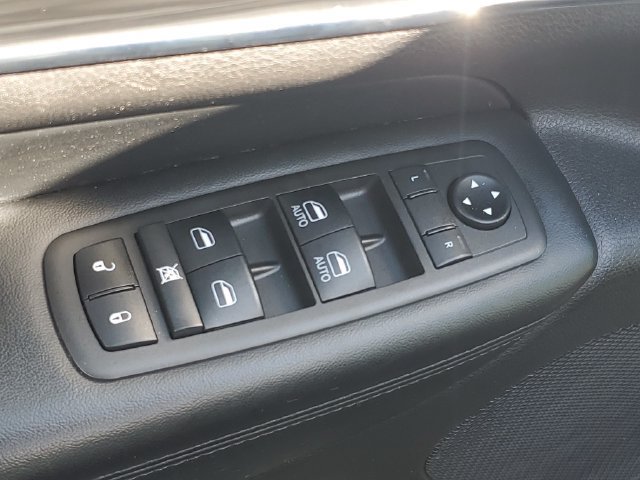 Used 2021 Jeep Grand Cherokee Limited AWD/4WD image 16