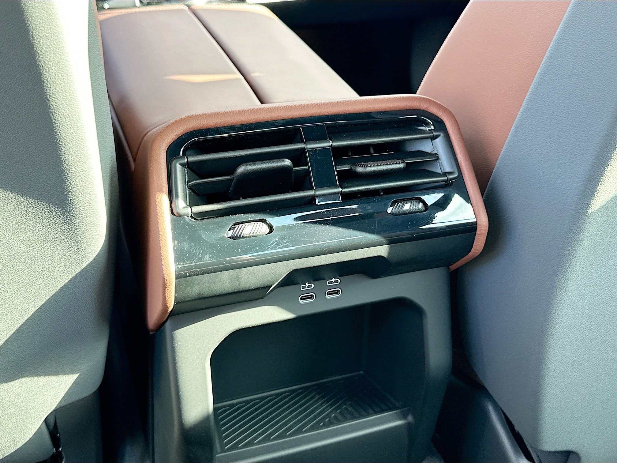New 2027 BMW 530i RWD image 20