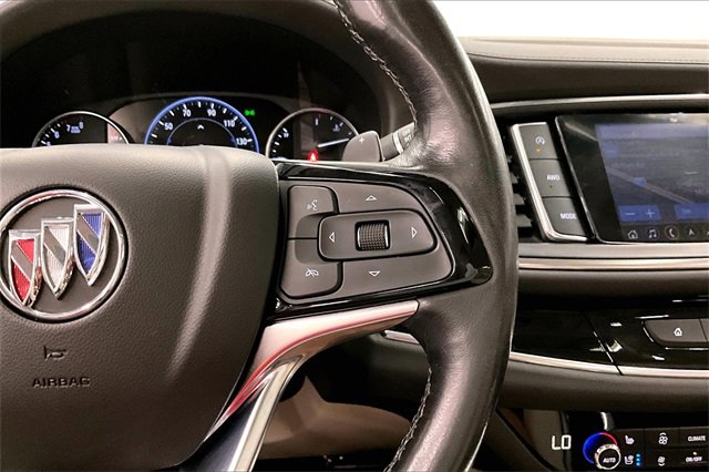 Used 2022 Buick Enclave Avenir image 24